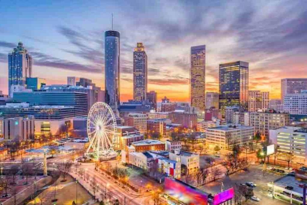 Bmw Suite King Bd,Wd, Fast Wifi Free Parking, Pool, Hospitals Atlanta Buitenkant foto