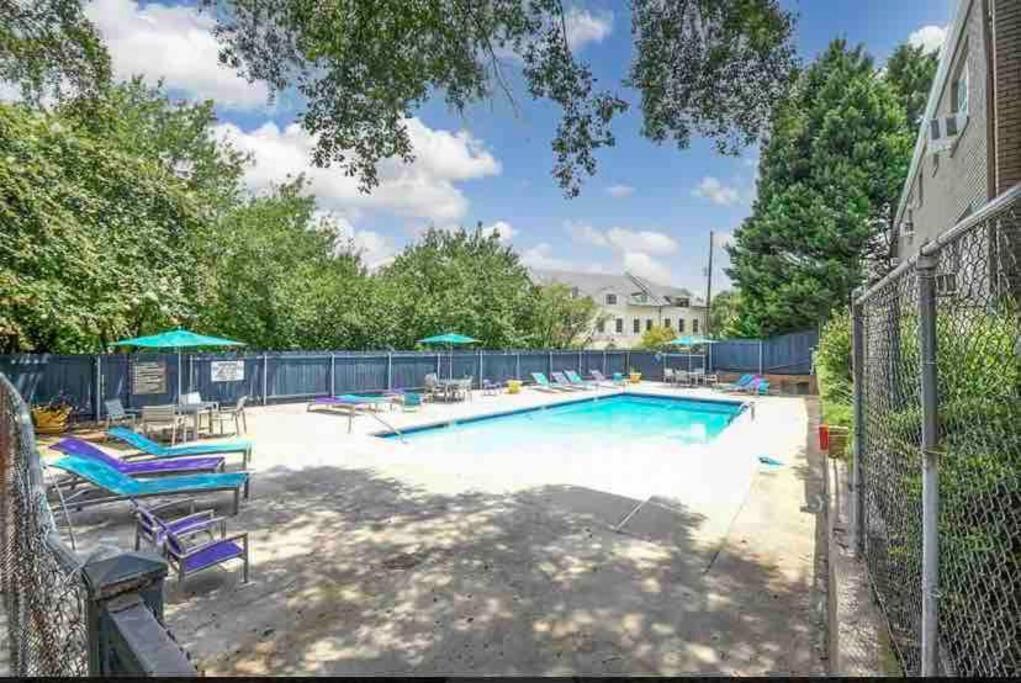 Bmw Suite King Bd,Wd, Fast Wifi Free Parking, Pool, Hospitals Atlanta Buitenkant foto